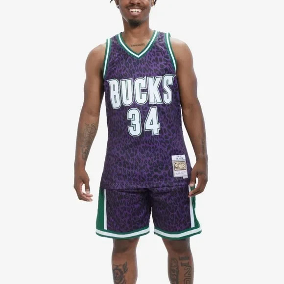 Mitchell & Ness Bucks Ray Allen Wild Life Swingman Jersey 2000-01 Men's X-Large gallery