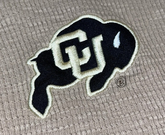 EUC COLOSSEUM COLORADO UNIVERSITY CU BUFFALO WARM THERMAL TAN SHIRT MEN'S LARGE gallery