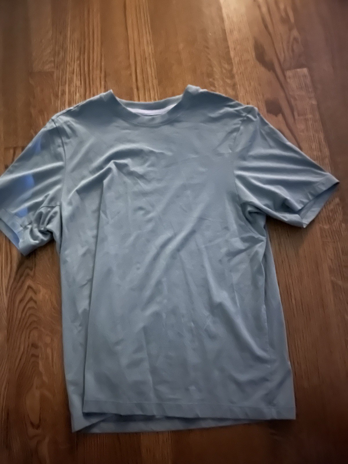 Lululemon Men's Green Short-Sleeve T-Shirt Size Small gallery