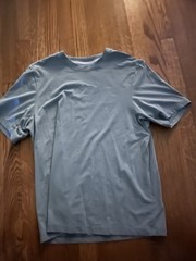 Lululemon Men’s Green Short-Sleeve T-Shirt Size Small