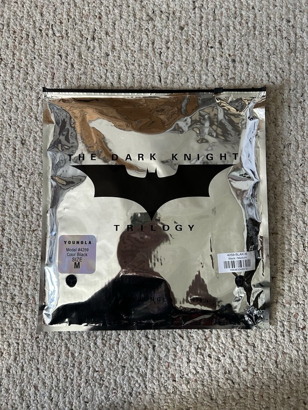 YOUNGLA (SOLD OUT) - 4259 - BATMAN COMPRESSION TEES - BLACK - MEDIUM SHIPPED ✅ gallery