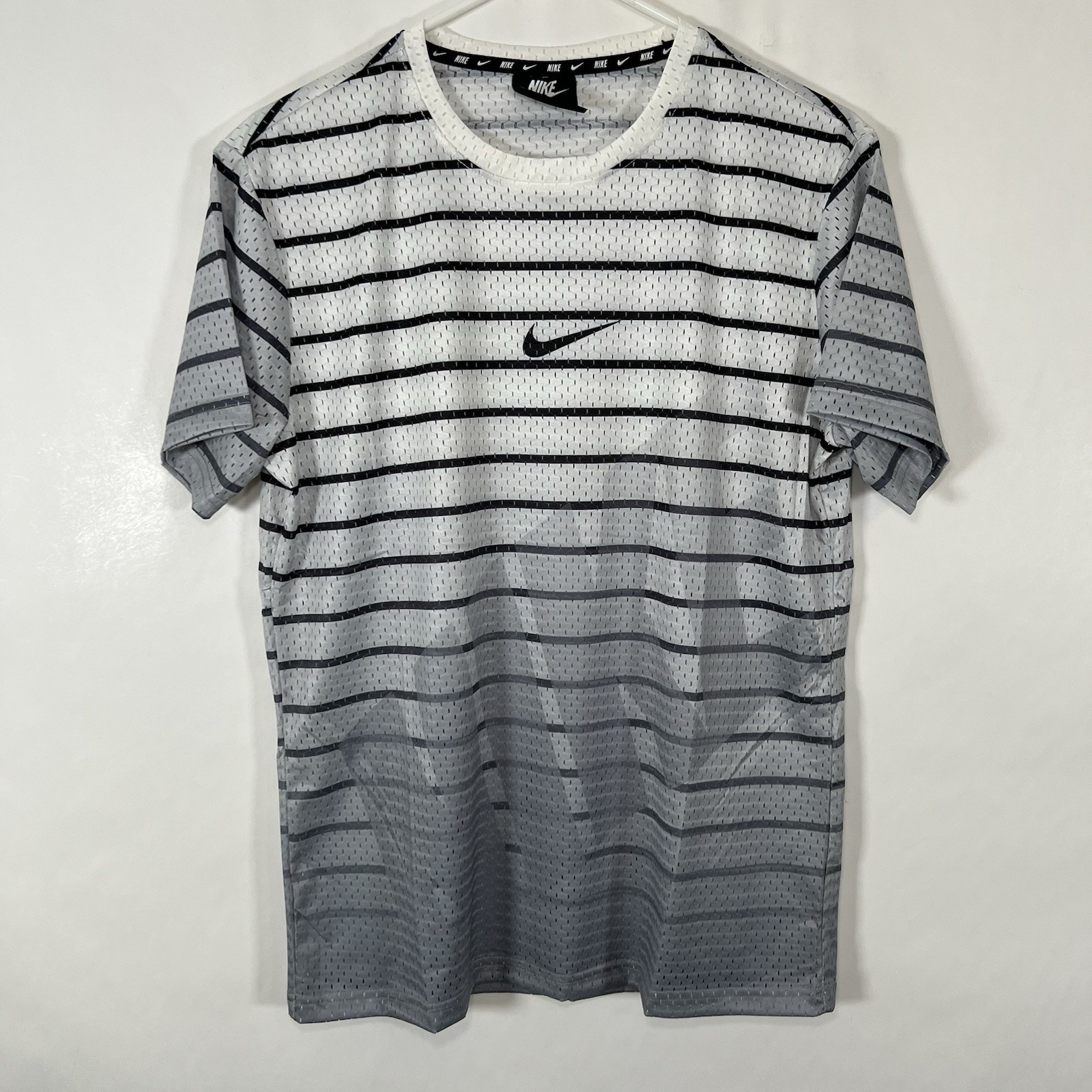 Nike Mesh T Shirt Mens Size Large (Fits Like Small) White Black Swoosh Striped gallery