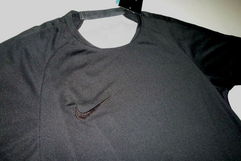 nike mens dri-fit Football fitted crew neck mesh knit soccer t-shirt -Sm -black gallery