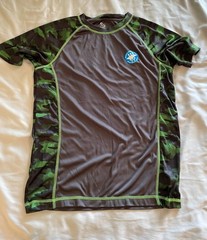 OT Sport Shirt Mens Size Small Black and Green New
