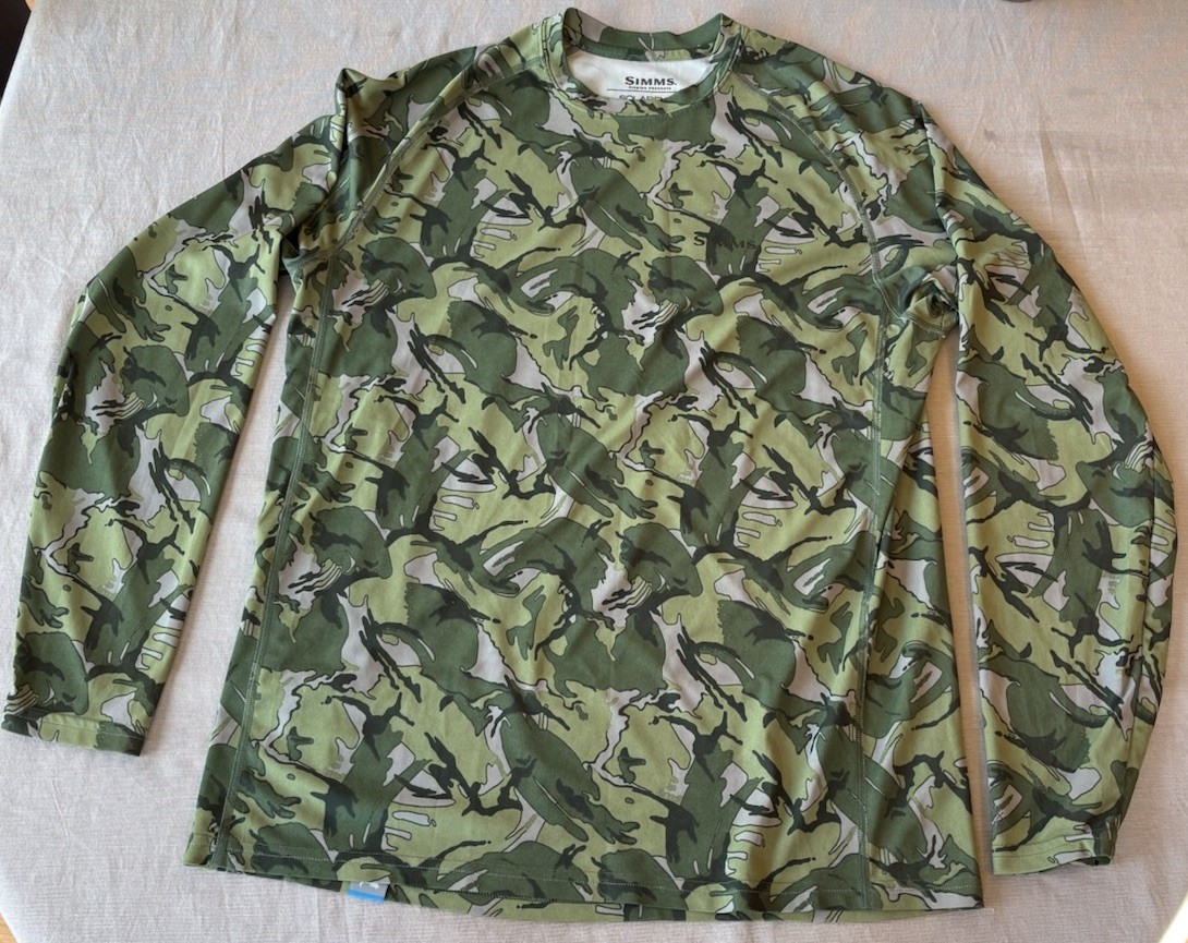 Simms Men's Medium Solarflex Long Sleeve Shirt Green Camo Fishing UPF Wicking gallery