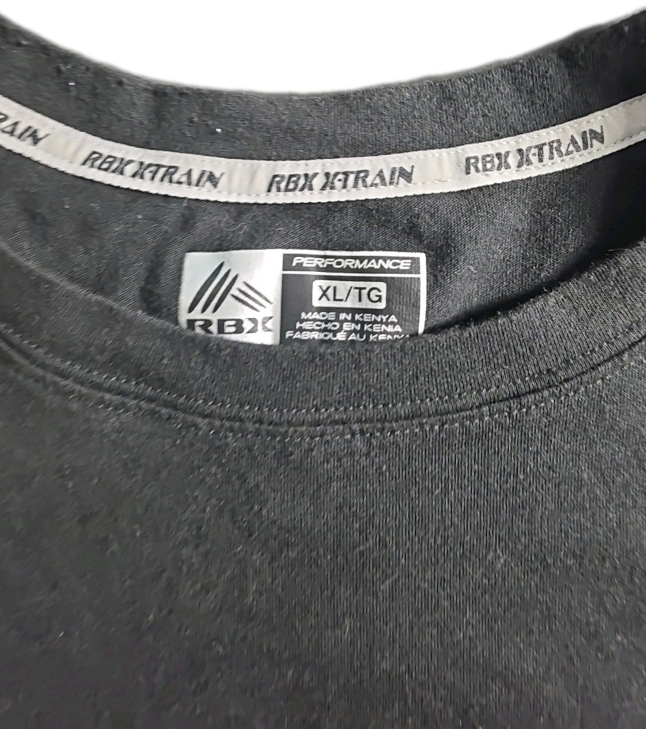 black RBX Performance activewear shirt, model "RBX XTRAIN" in size XL/TG. 0-107 gallery
