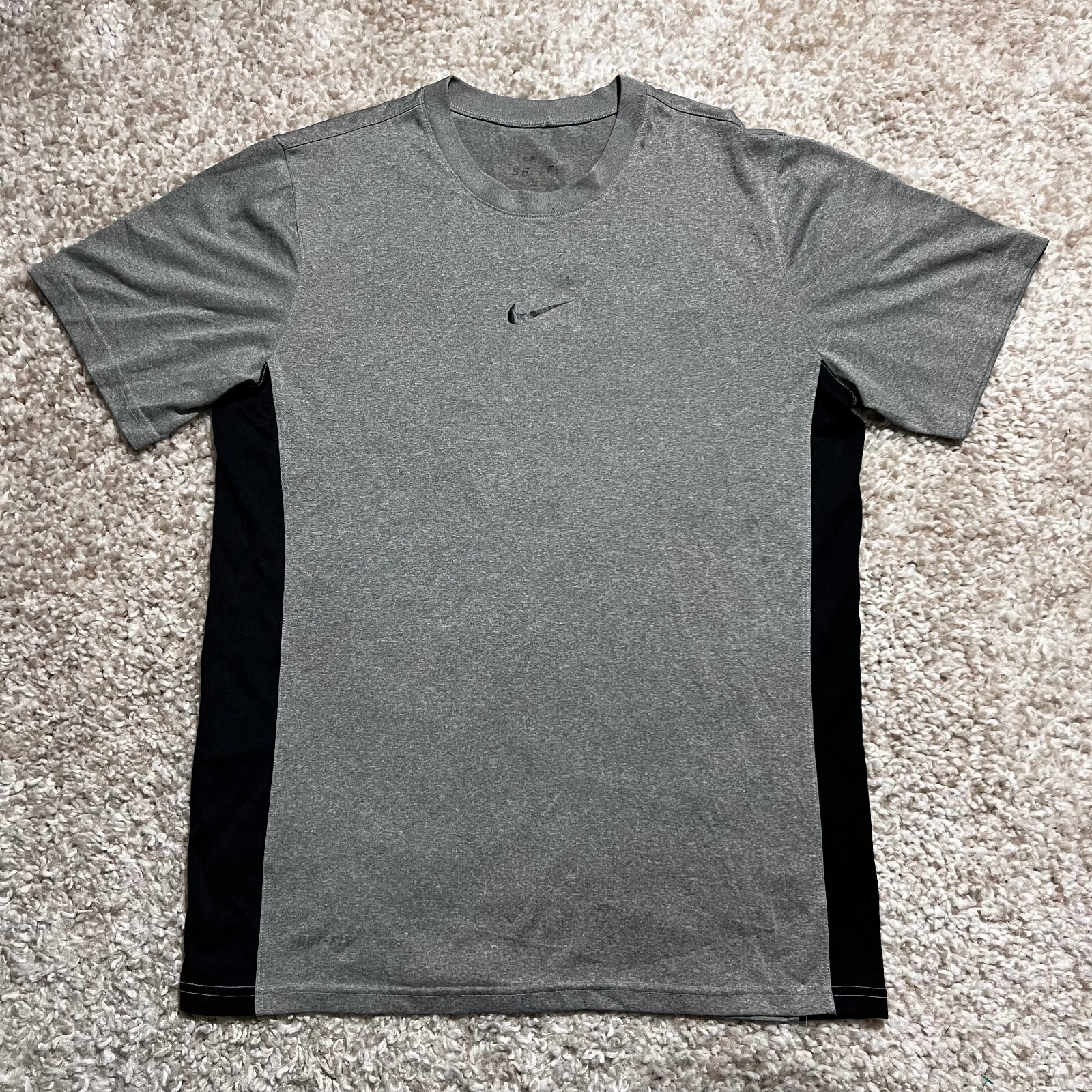 Nike Shirt Mens Medium Gray Dri Fit Center Swoosh Logo Runner Gym Workout Tee gallery