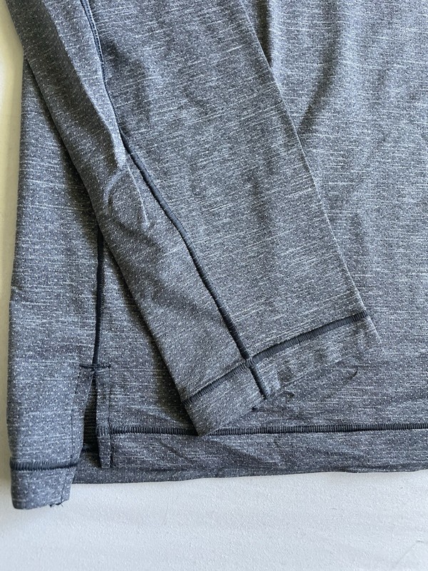 Old Navy Active Performance Vent Men's Heather Gray Long Sleeve Crew Tee S gallery