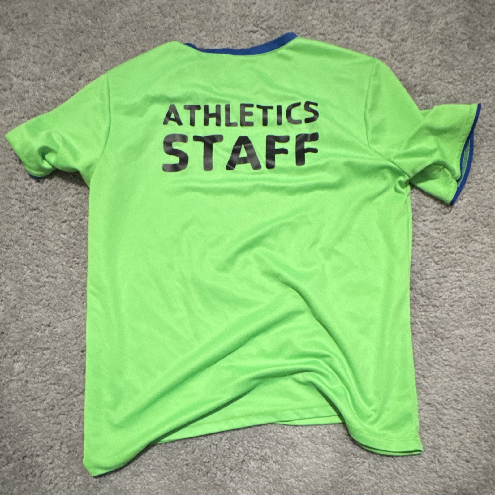 SCORE YMCA Men's M Green/Blue/White Colorblock V-Neck Breathable Poly T-Shirt gallery