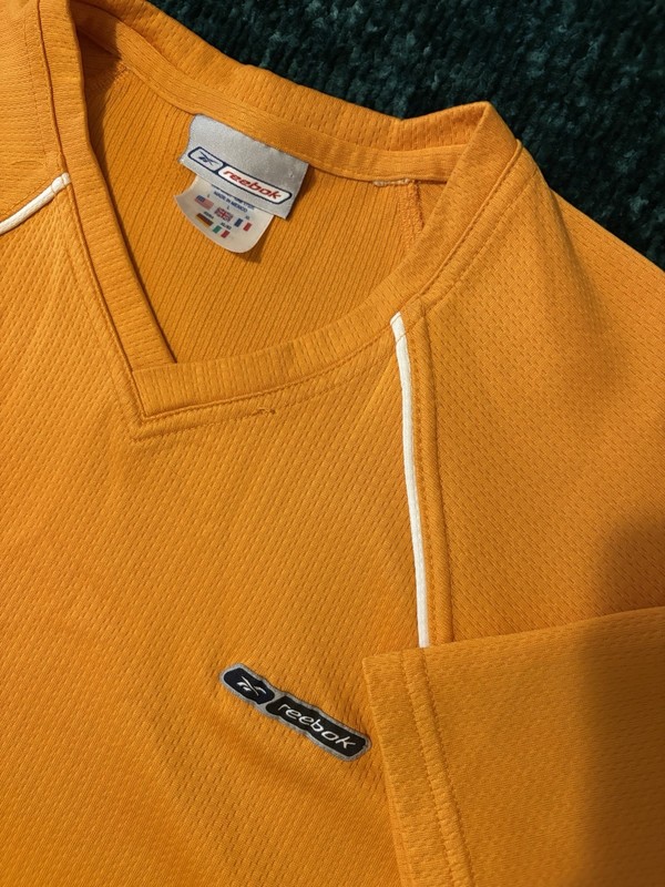 Vintage 90s Reebok Mesh Jersey Tee Size L gallery
