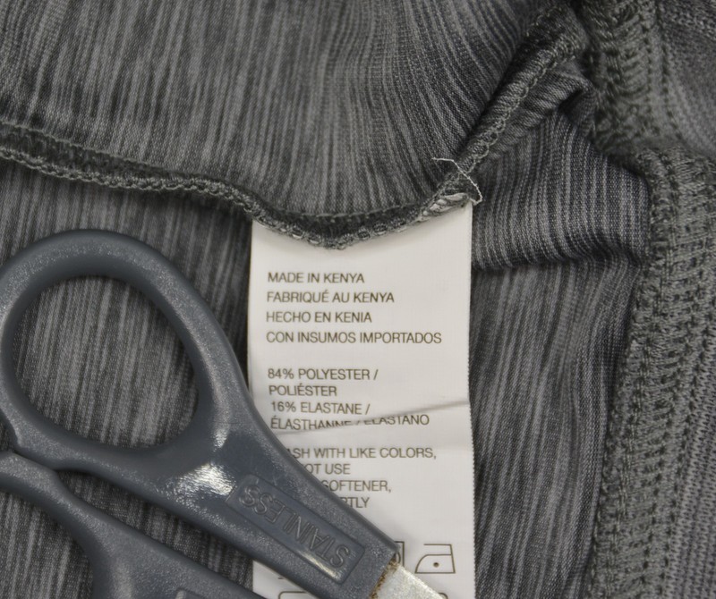 Van Heusen Performance Long Sleeve Workout Shirt Men's XL Reg Gray gallery
