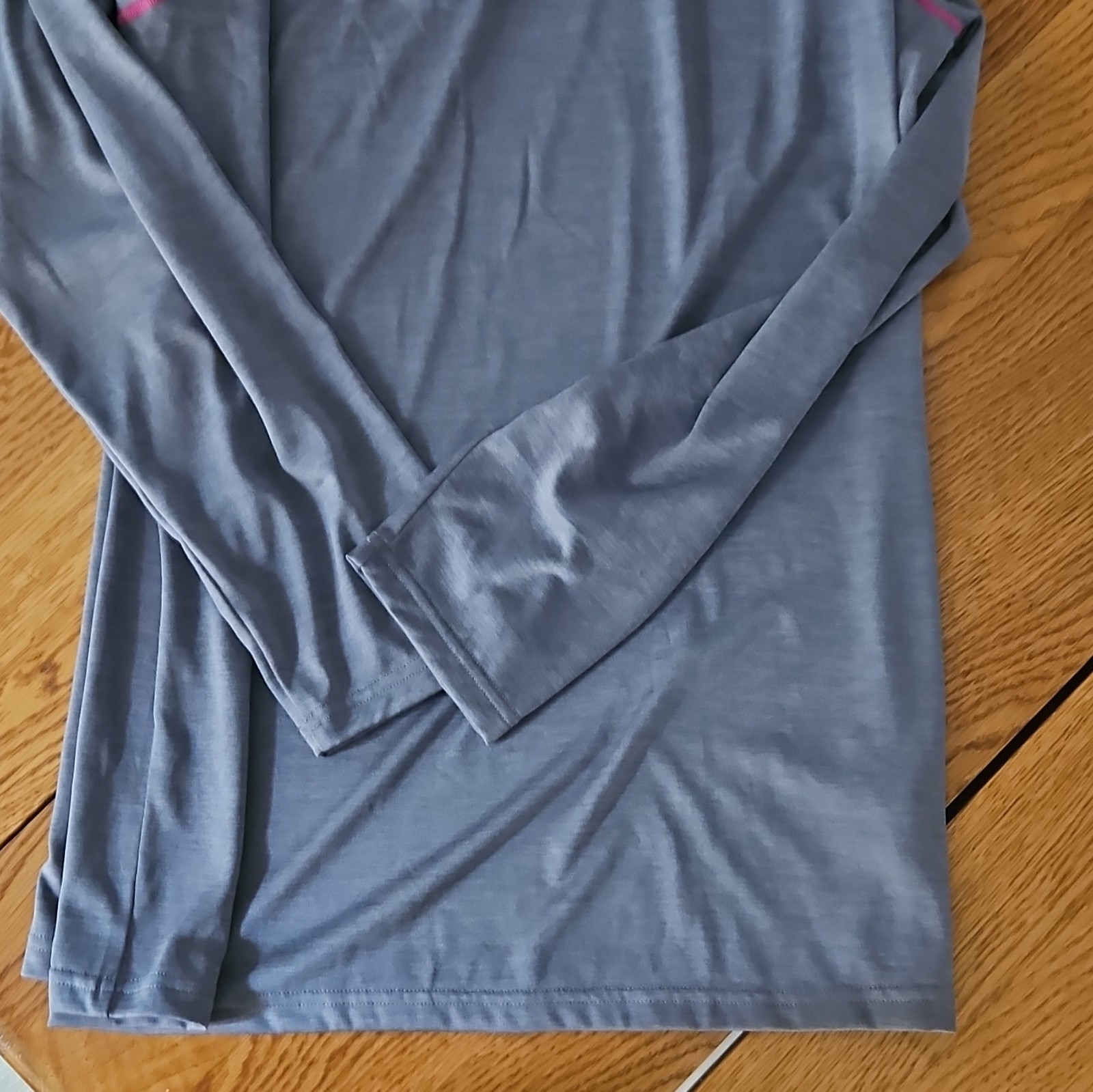 Under Armour Pullover Mens XL 1/4 Zip Mock Neck Long Sleeve Top Gray/Pink gallery