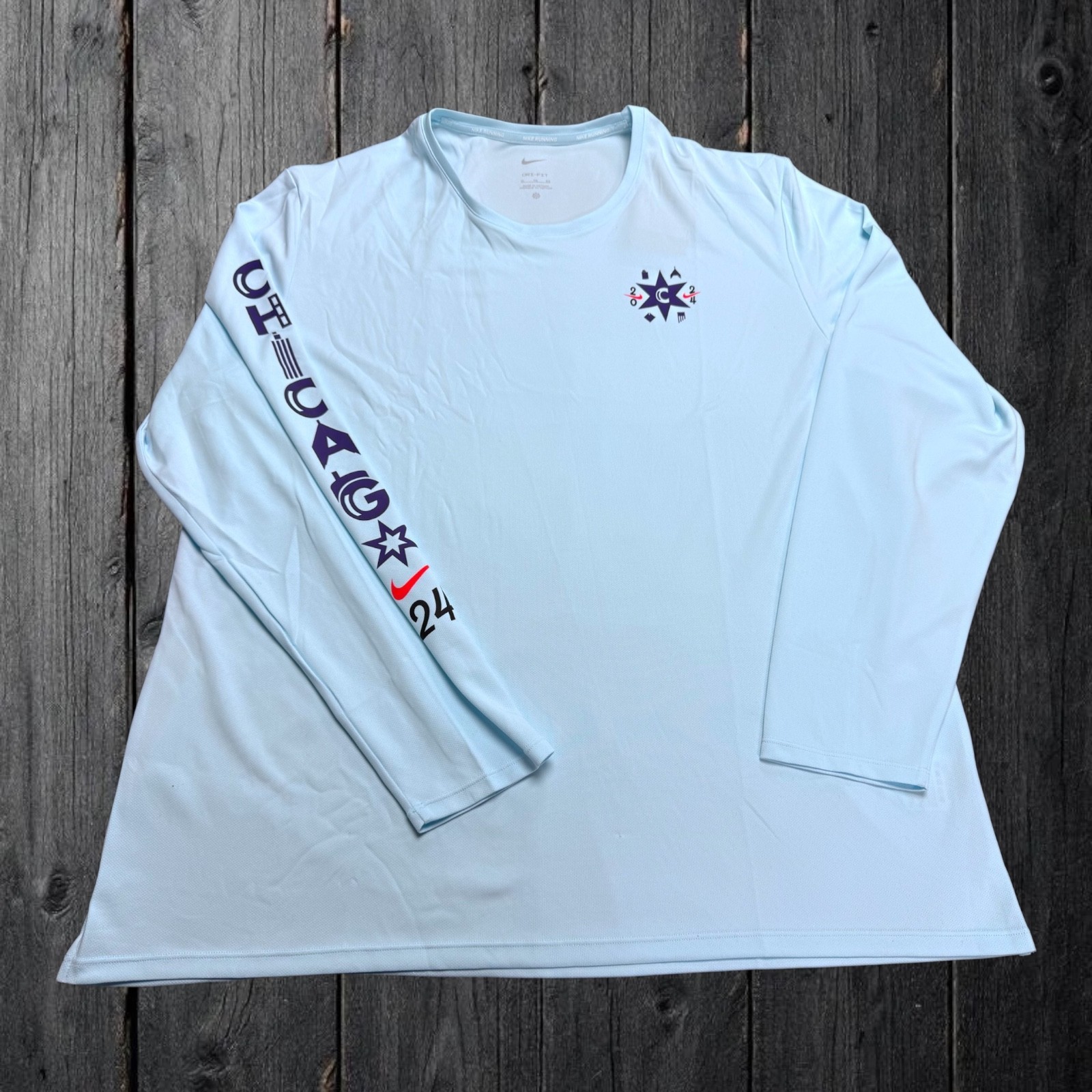 Nike Mens XL Chicago Marathon 2024 Long Sleeve Running Shirt FV6333-474 gallery