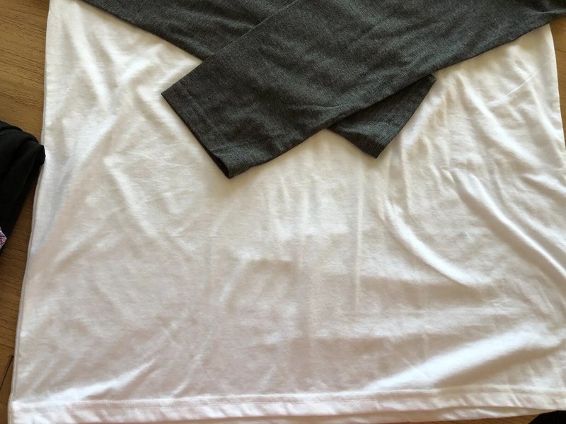 Moisture Wicking Athletic Performance Blend Size M New With Tags White/Gray gallery