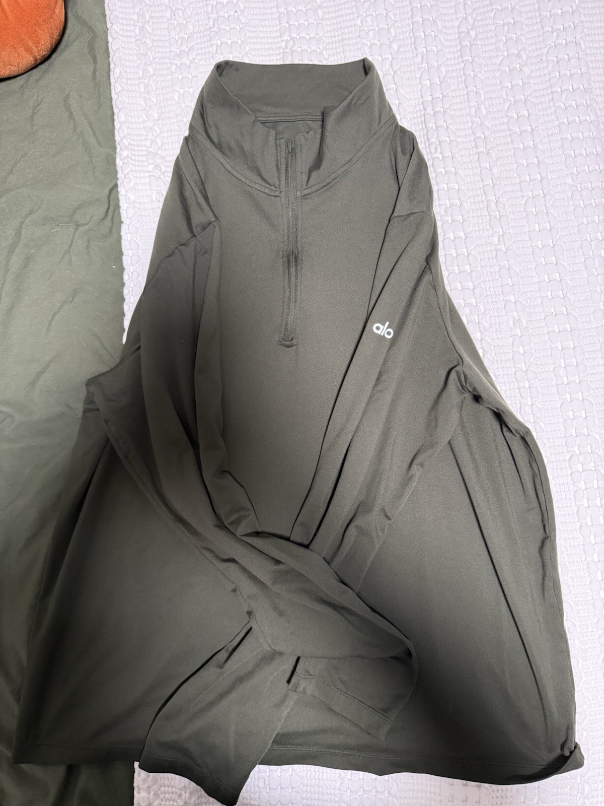 Alo Yoga Conquer 1/4 Zip Reform Long Sleeve Olive Green Mens Large gallery