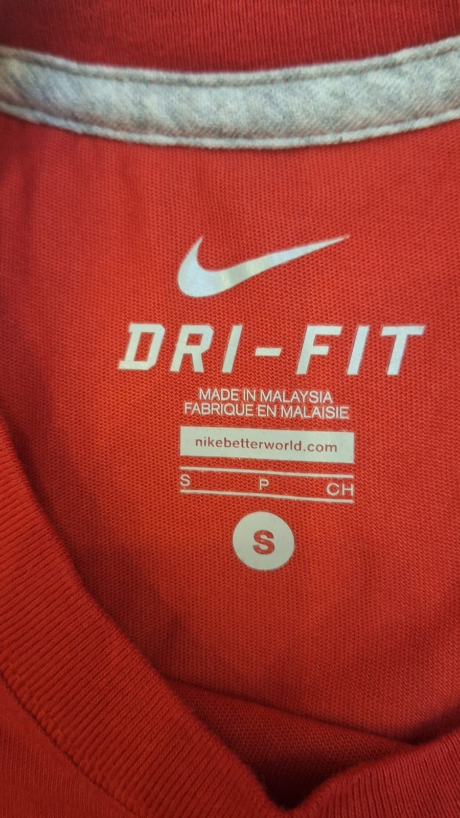 Nike Dri-FIT Red Athletic Training T-Shirt Men's Size Small S Short Sleeve gallery