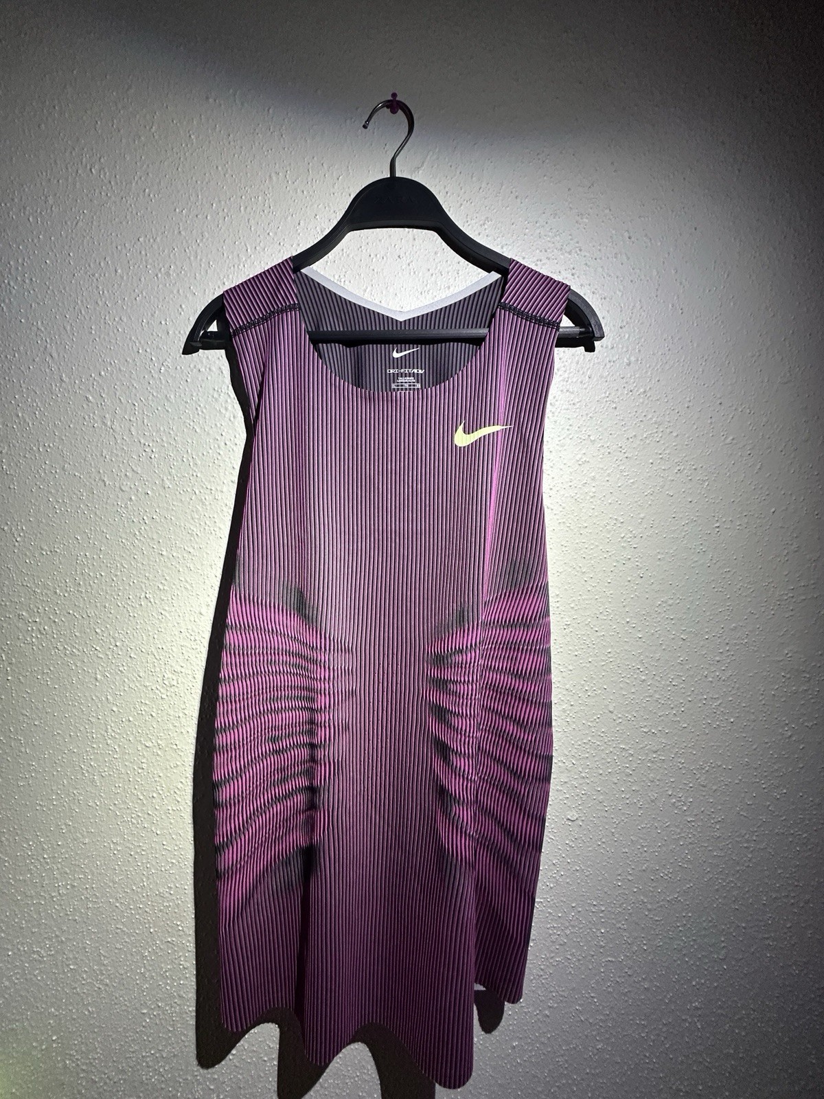 Nike 2024 Pro Elite Singlet USA Running Tank Top Fuchsia Mens Size XL FD5785-617 gallery