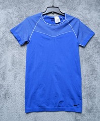 Nike Xl Men’s Blue Tank Jersey 71% Polyester & 15% Nylon 14% Spandex