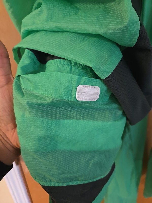 Nike Flash Reflective Windbreaker Green Running Jacket Sz M/L Convertible gallery