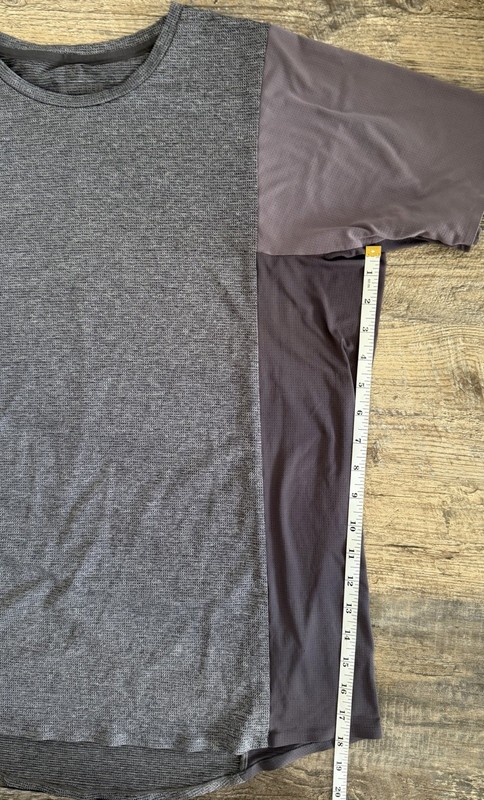 Lululemon X Robert Gellar Collab Men’s Large Active Short Sleeve Gray Contrast gallery