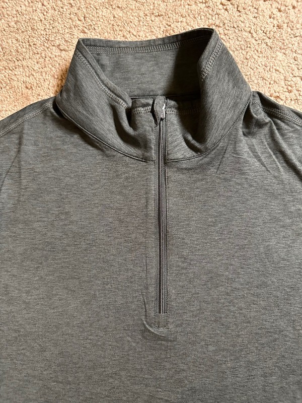 Vuori Men's Ease Performance Half-Zip 2.0 Pullover CHARCOAL HEATHER sz Small NEW gallery