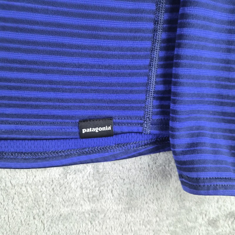 Patagoina Capilene Base Layer Shirt Mens Medium Blue Stripe Polartec Lightweight gallery