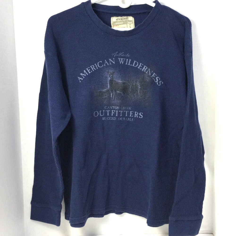 Big Ball Sports thermal pullover features a animal print design Size L.
