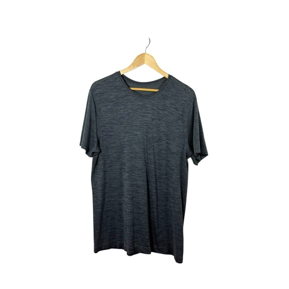 Lululemon Men’s Metal Vent Tech Short Sleeve in Charcoal Grey Size XL gallery