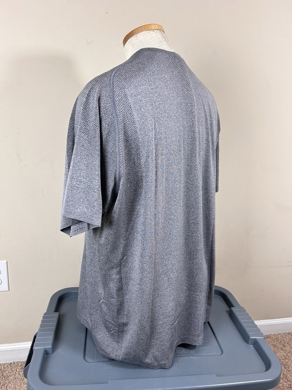 Lululemon Metal Vent Tech Breathable T-Shirt Men’s GET SWEATY SEE MEASUREMENTS gallery
