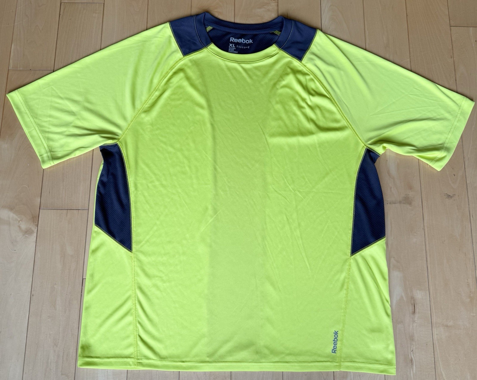 Reebok Men’s XL Neon Yellow Athletic Shirt Short Sleeve Performance Workout Tee gallery