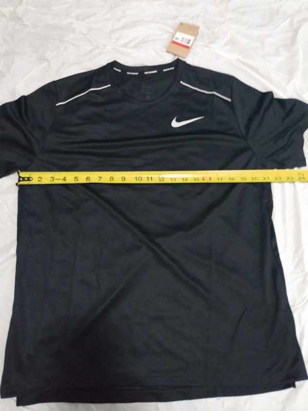 Nike Men’s Large Dri Fit Running Shirt AJ7565-010 Black Reflective NEW gallery