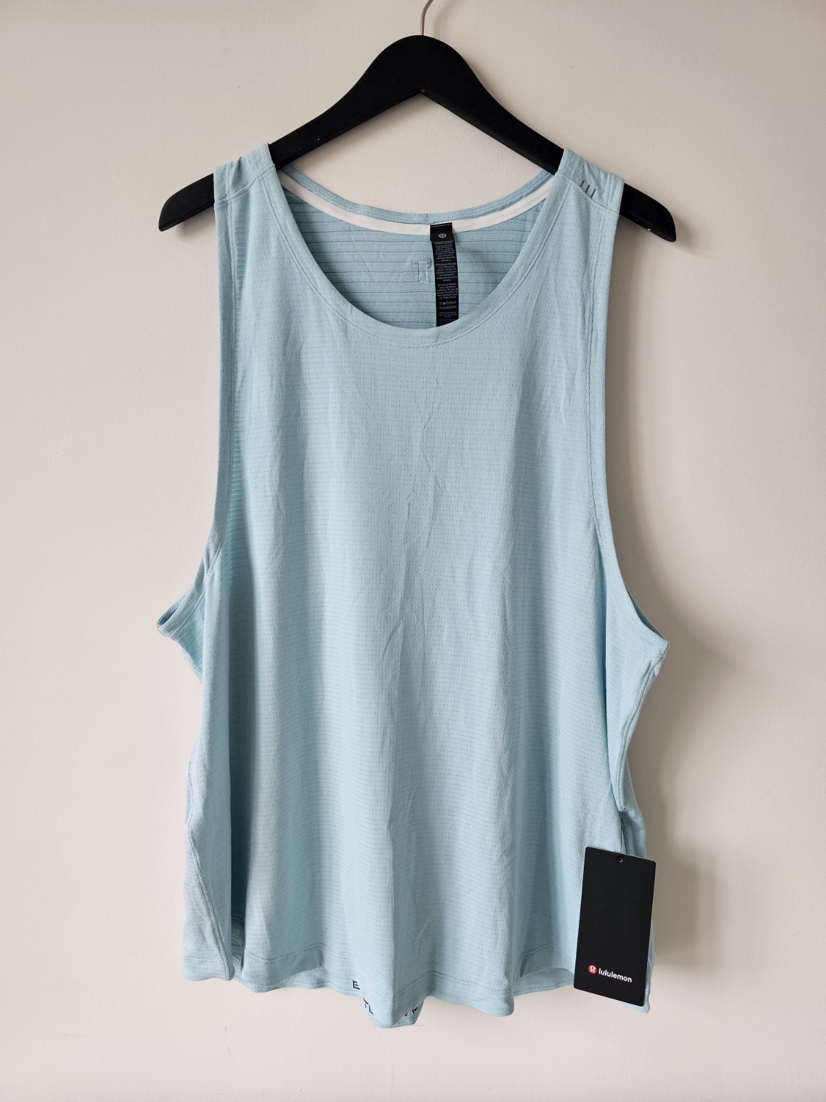 NWT LULULEMON License To Train Tank Top Shirt Men's XXL FOAM Light Blue gallery