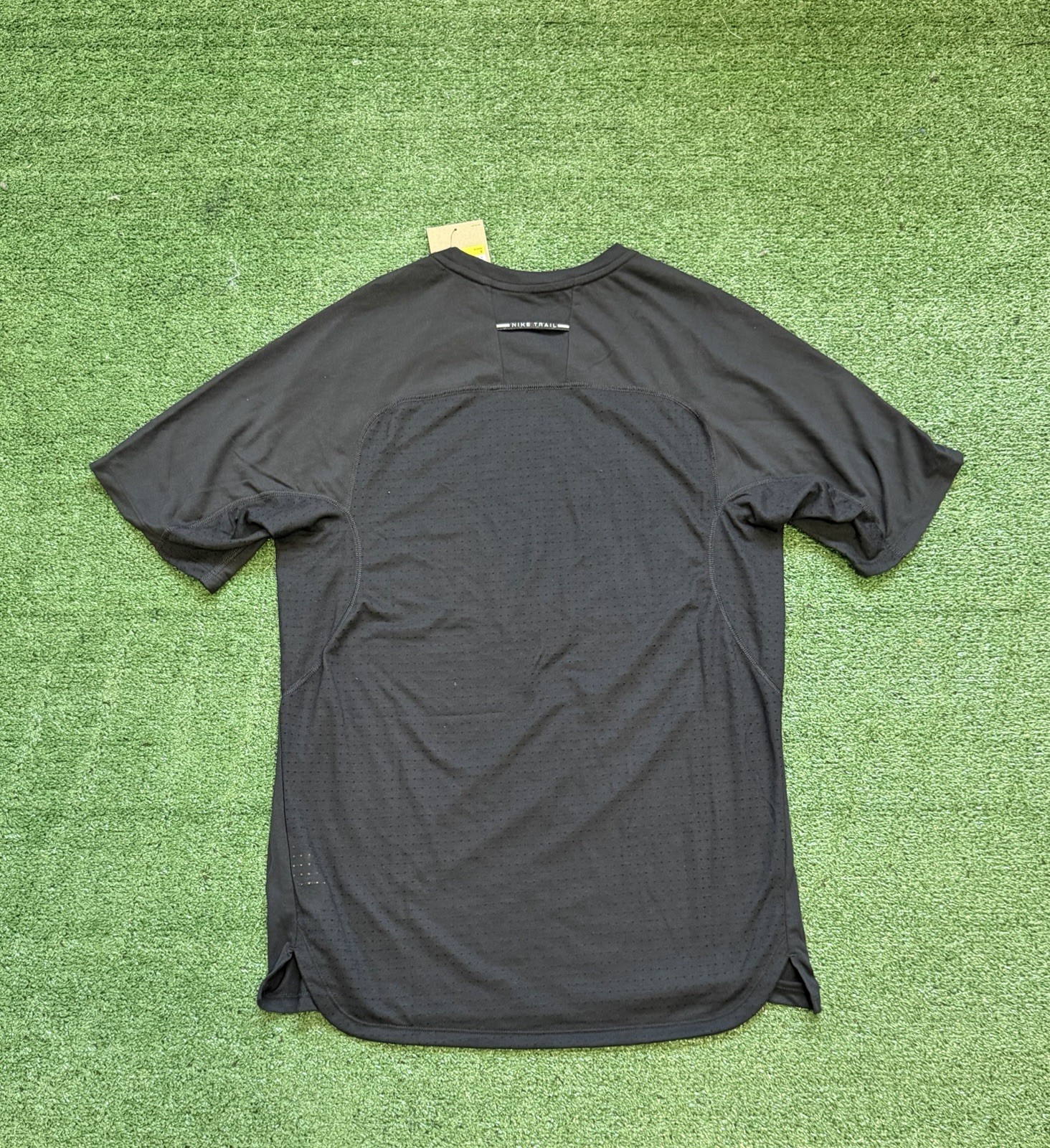 Nike Trail Dri-Fit Solar Chase Running Shirt Black HJ3580-010 Men's Small gallery