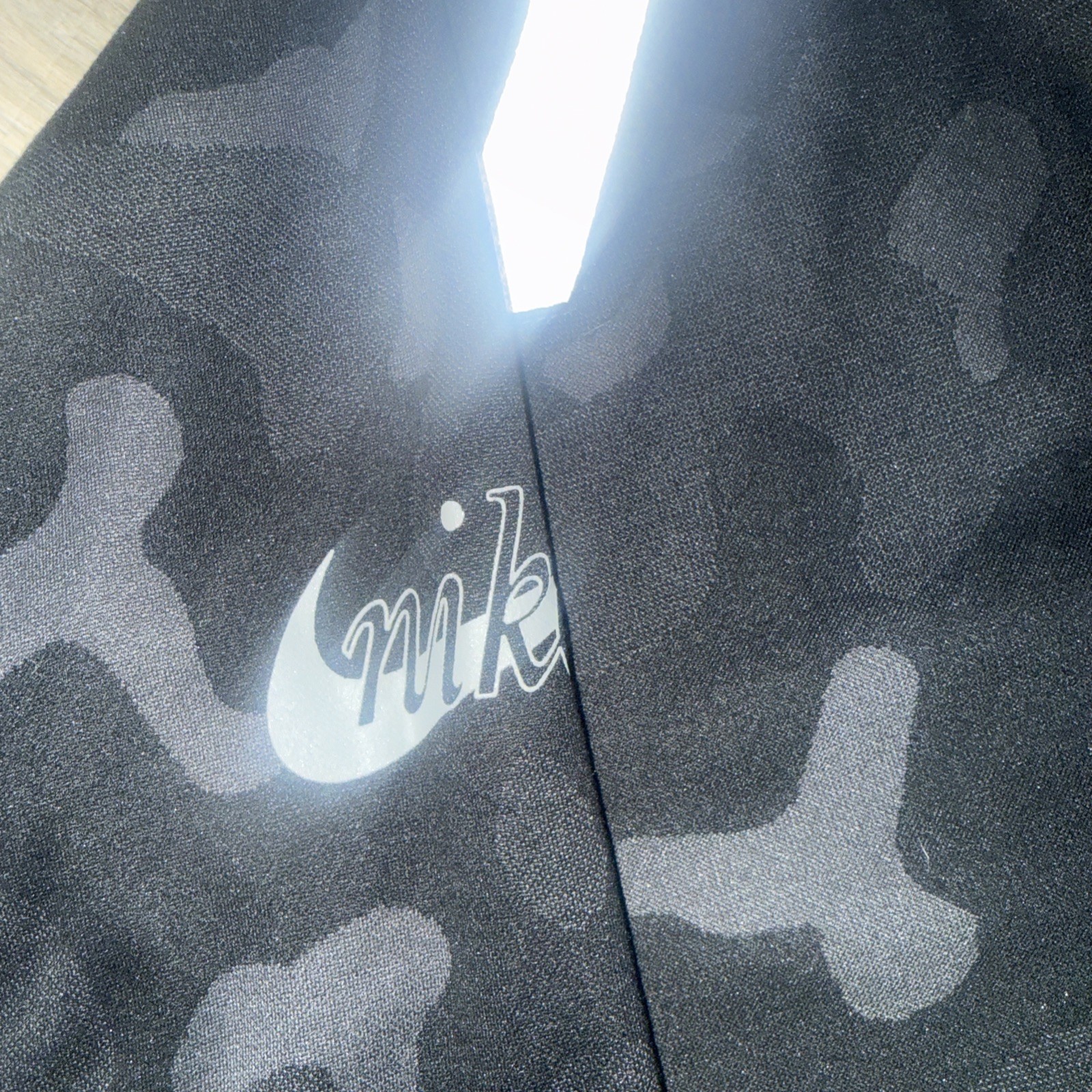 NIKE The Nike 1/4 Zip Shirt XL Dri Fit Long Sleeve Mens Skull gallery