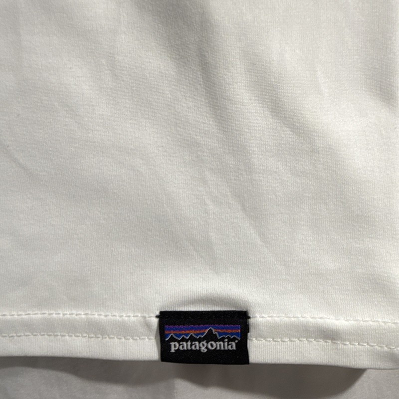 Patagonia Capilene Cool Daily Men's S White Long Sleeve Crew Neck Polyester Tee gallery