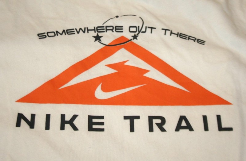 Nike Trail Unpaved Encounter Graphic Tee Mens L White Dri-FIT Hiking Running gallery