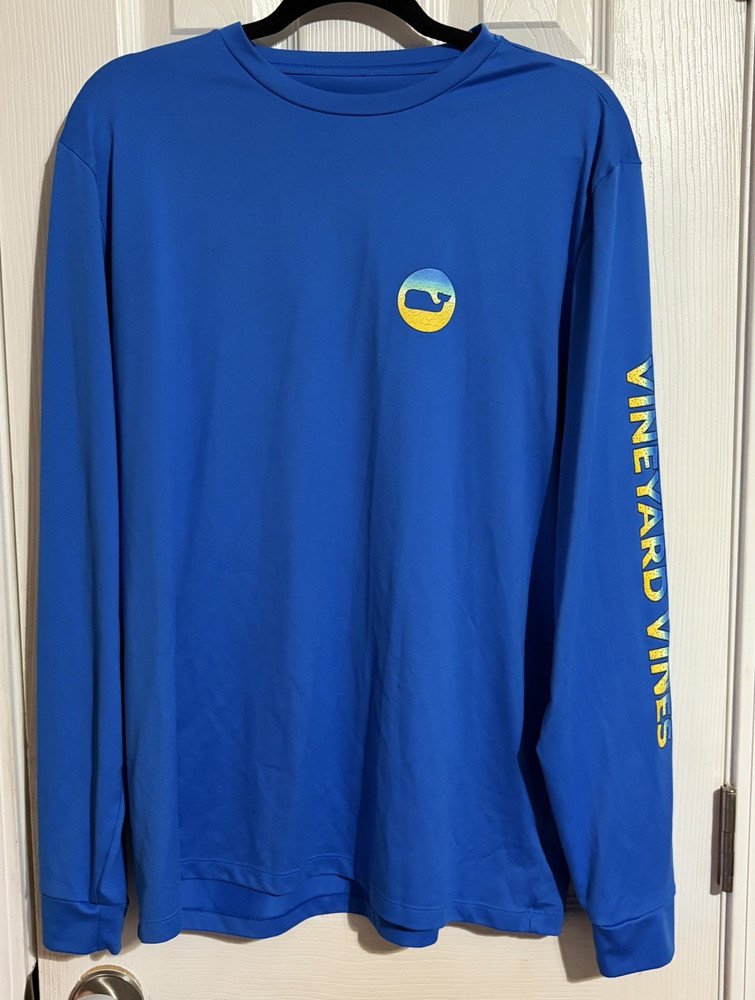 Vineyard Vines Performance Blue Crew Neck Long Sleeve Whale Graphic Tee M