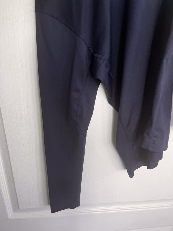 Mizuno Performance Compression Longsleeve Shirt Mens Sz L Thick Navy Blue Run gallery