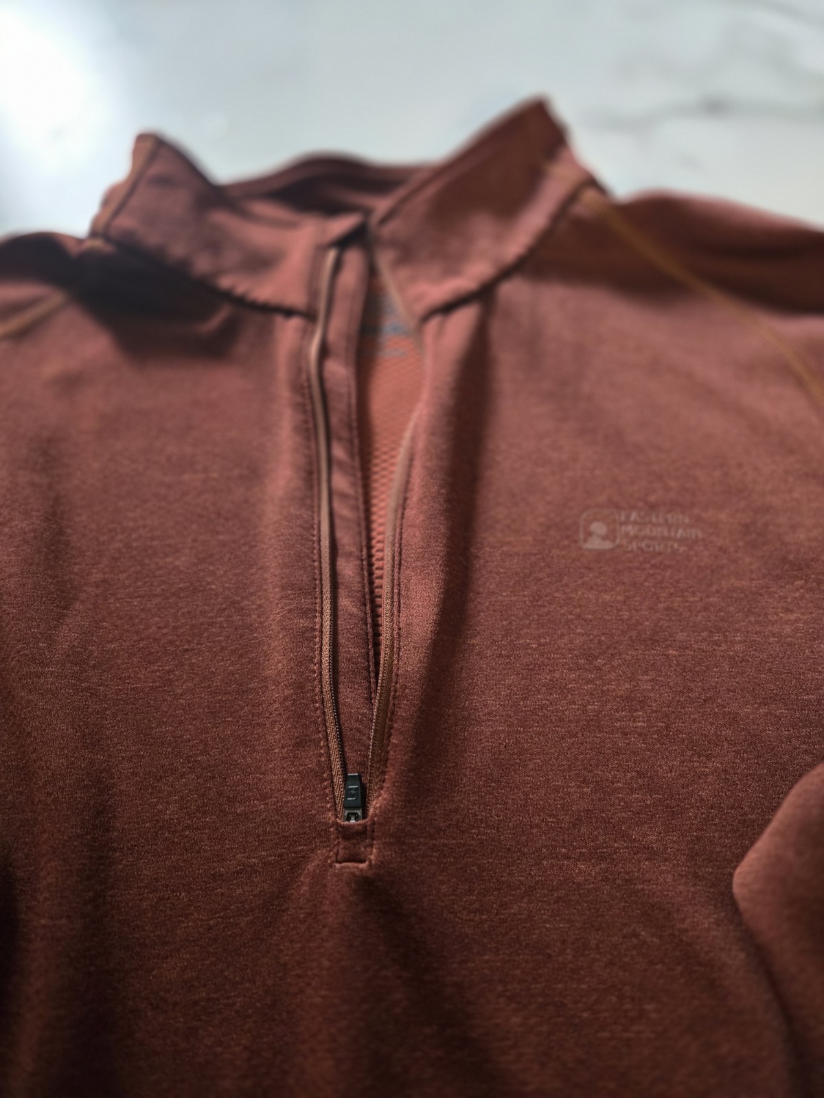 Eastern Mountain Sports Techwick Men’s Small Long sleeve Thermal Burgundy gallery