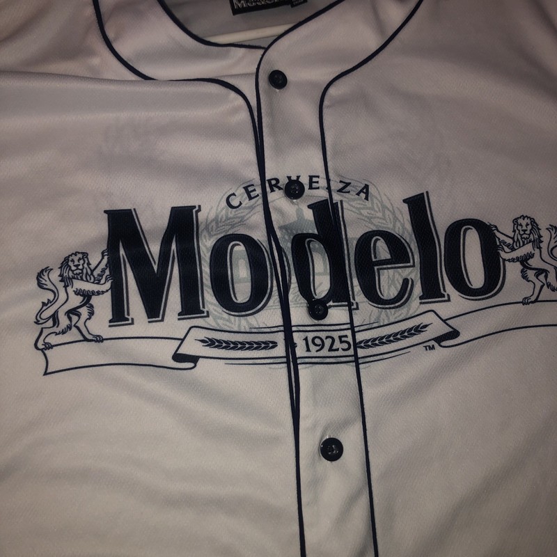 Cerveza Modelo White Unisex Baseball Jersey Size Adult X Large-READ DESCRIPTION gallery
