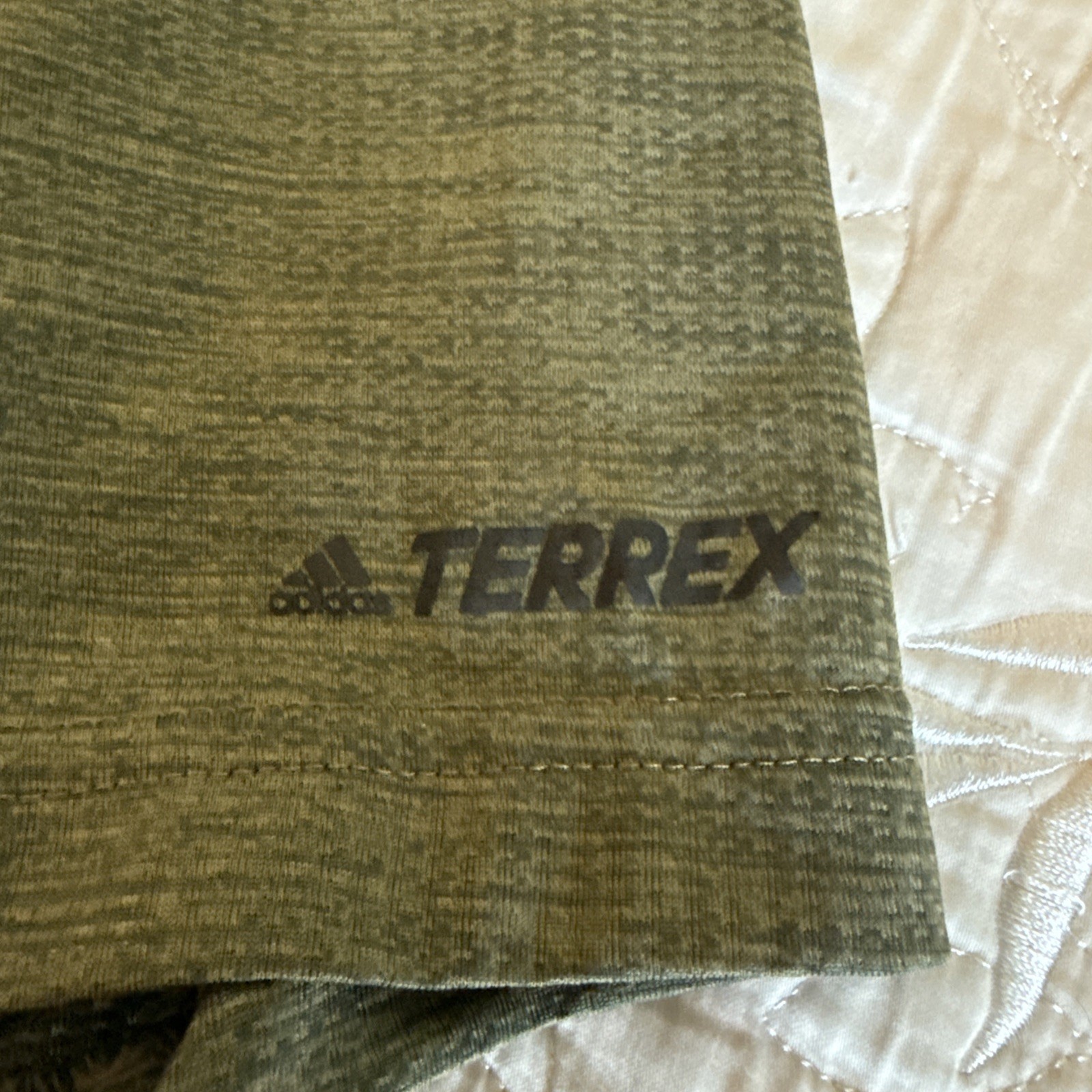 Adidas Climate Terrex Performance T-Shirt Olive Green Sweat Wicking Fabric Small gallery