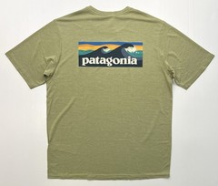 Men’s PATAGONIA Capilene Cool Daily Shirt – Boardshort Logo #45481 GUMTREE GREEN