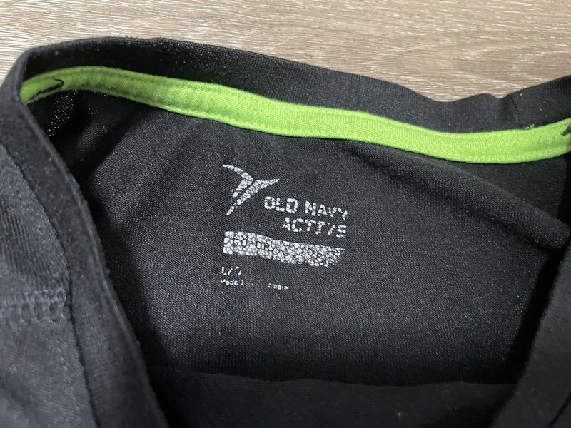 Old Navy T Shirt Mens Sz L Active Go Dry Black Wolf Gym Train Like A Beast gallery