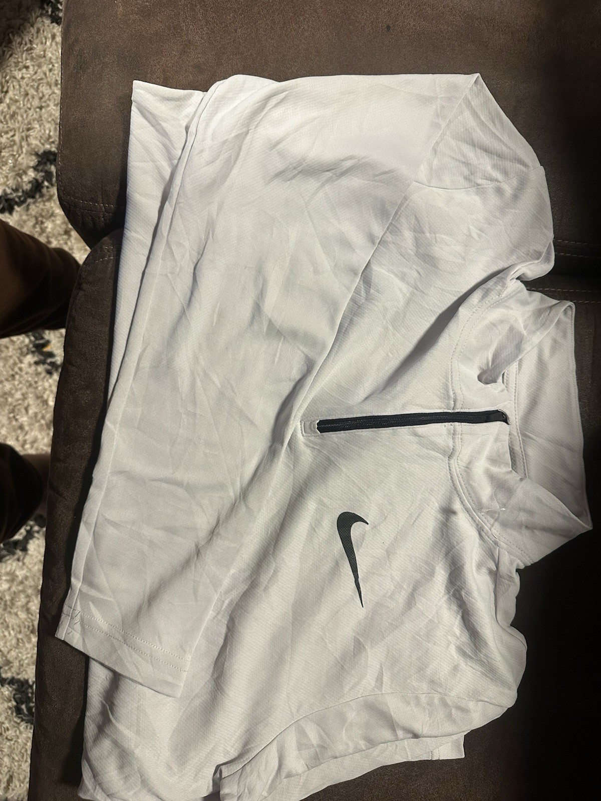 Nike Men’s M White 1/4 Zip Mock Neck Short Sleeve Polyester Gym Top gallery