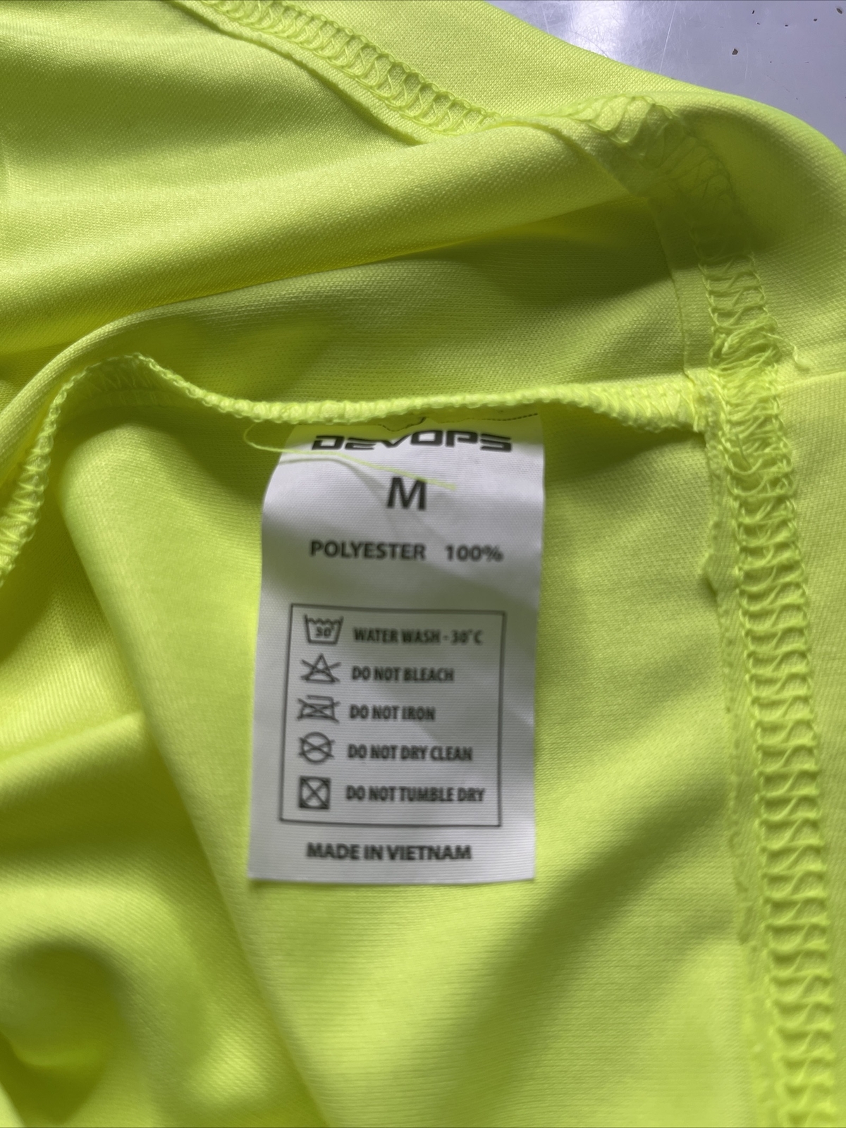 Devops Men’s Size medium green Long Sleeve Athletic Compression Gym Shirt gallery