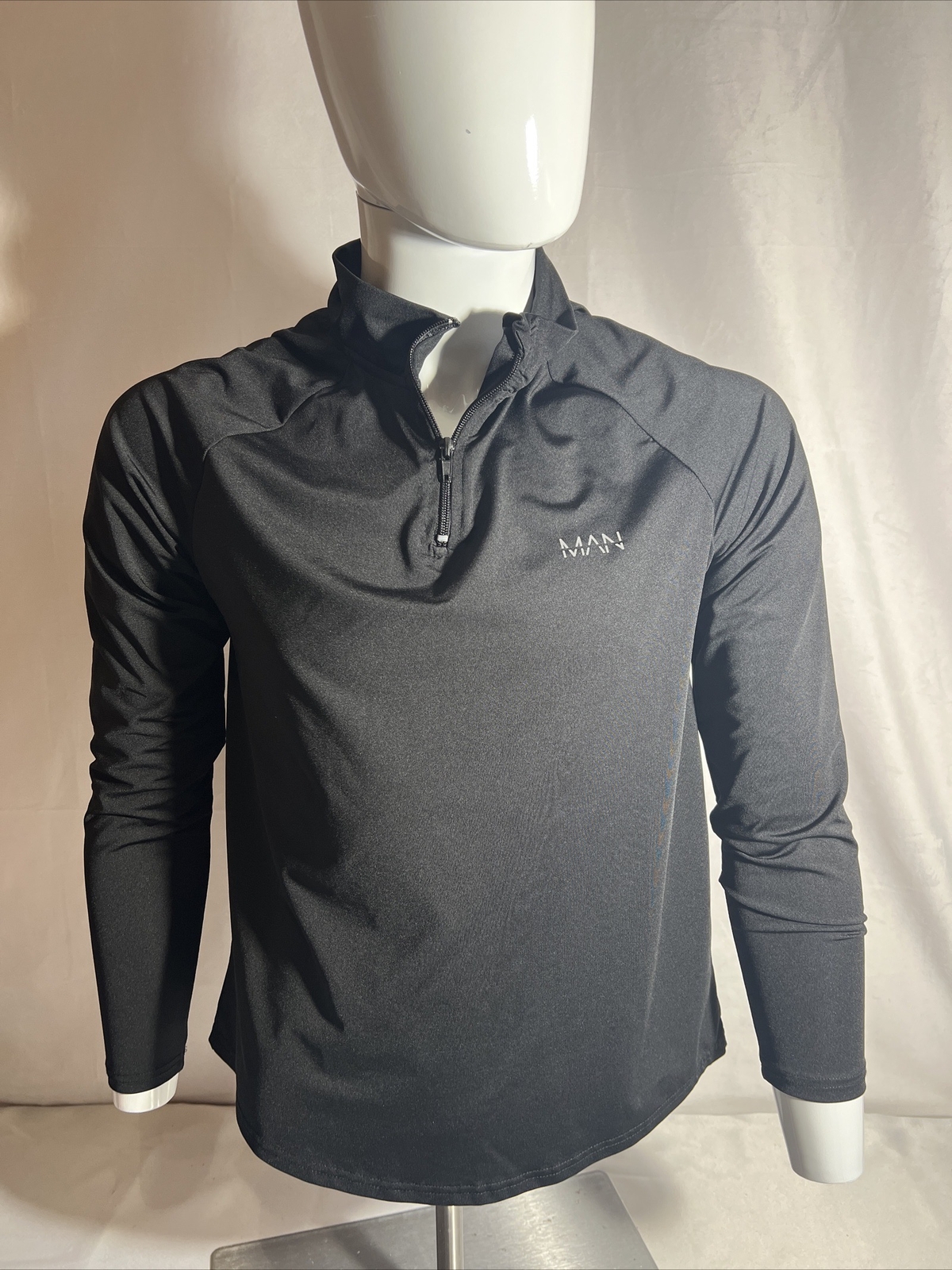 Boohoo Men's Shirt Size Medium Long Sleeve 1/4 Zip Pullover Shirt Black gallery