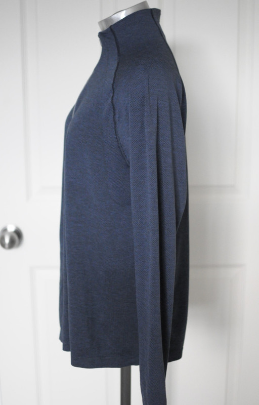 Lululemon Men's Shirt Metal Vent Tech 1/2 Zip Navy Blue Pullover Size M gallery