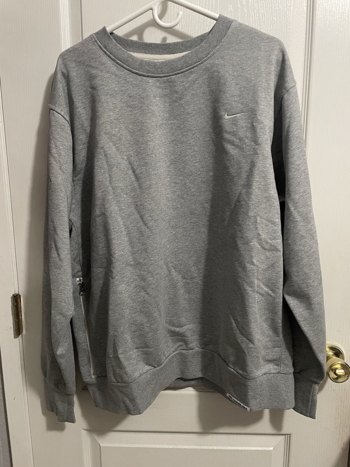 Nike Standard Issue Dri-FIT Team Basketball Crewneck Grey DQ5820-063 Sz XL NWT gallery