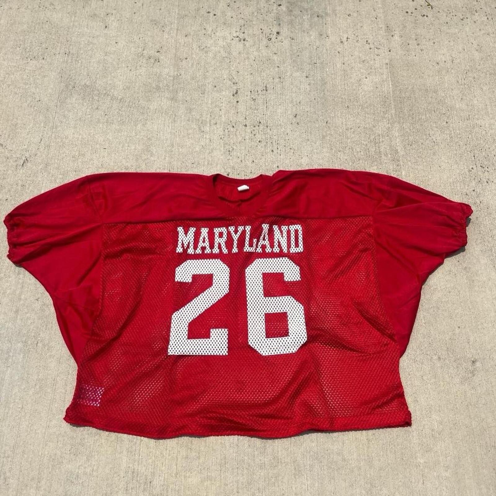 Boxy Maryland red and white sportswear practice jersey gallery