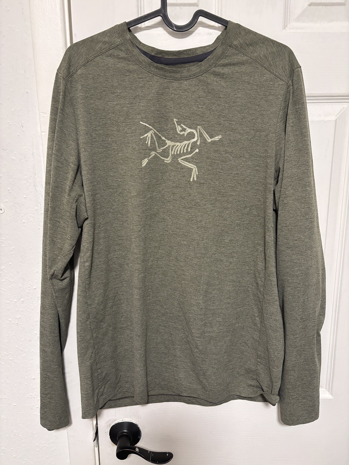 Arc'teryx Men's Heathered Green Cormac Long Sleeve Crew Shirt with Logo- Medium gallery